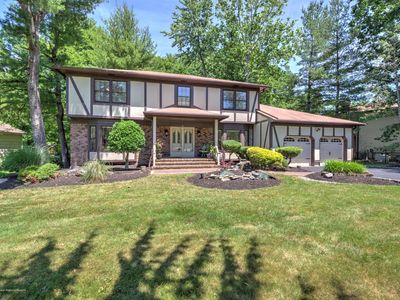 6 Thomas Dr, Manalapan, NJ, 07726
