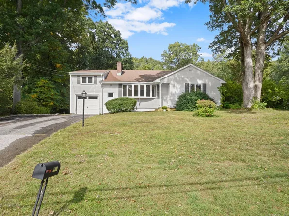 118 Ken Court, Stamford, CT 06905