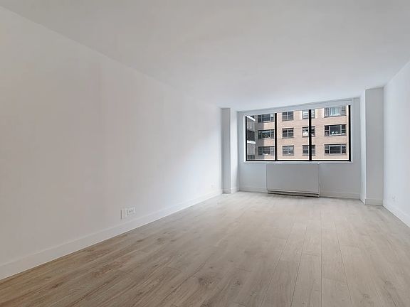2nd image of 300 Mercer St APT 10B