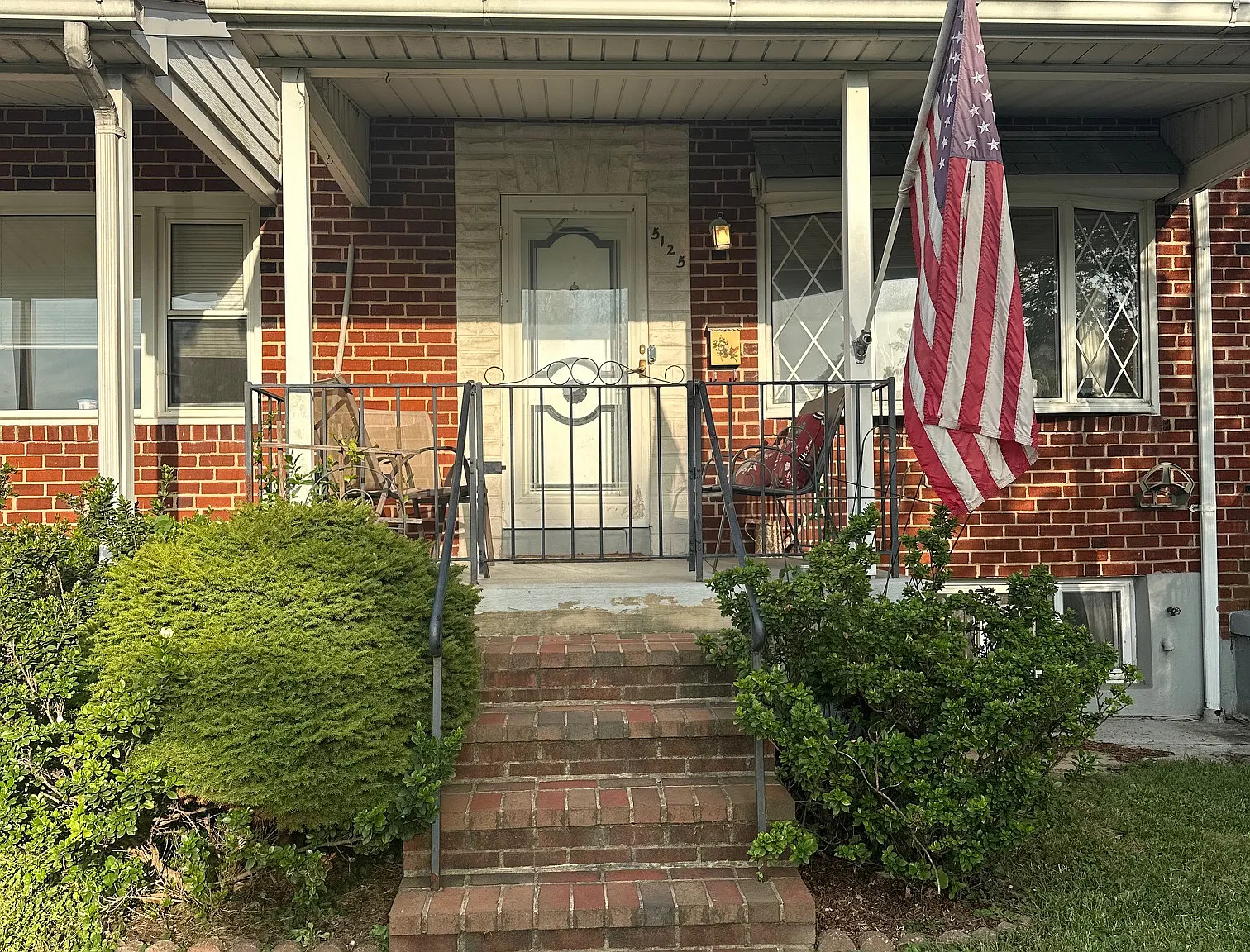 4 bed, 1800 sqft, $2,700 — Photo 1