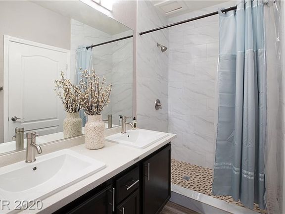 4th image of 1401 Seward St #0