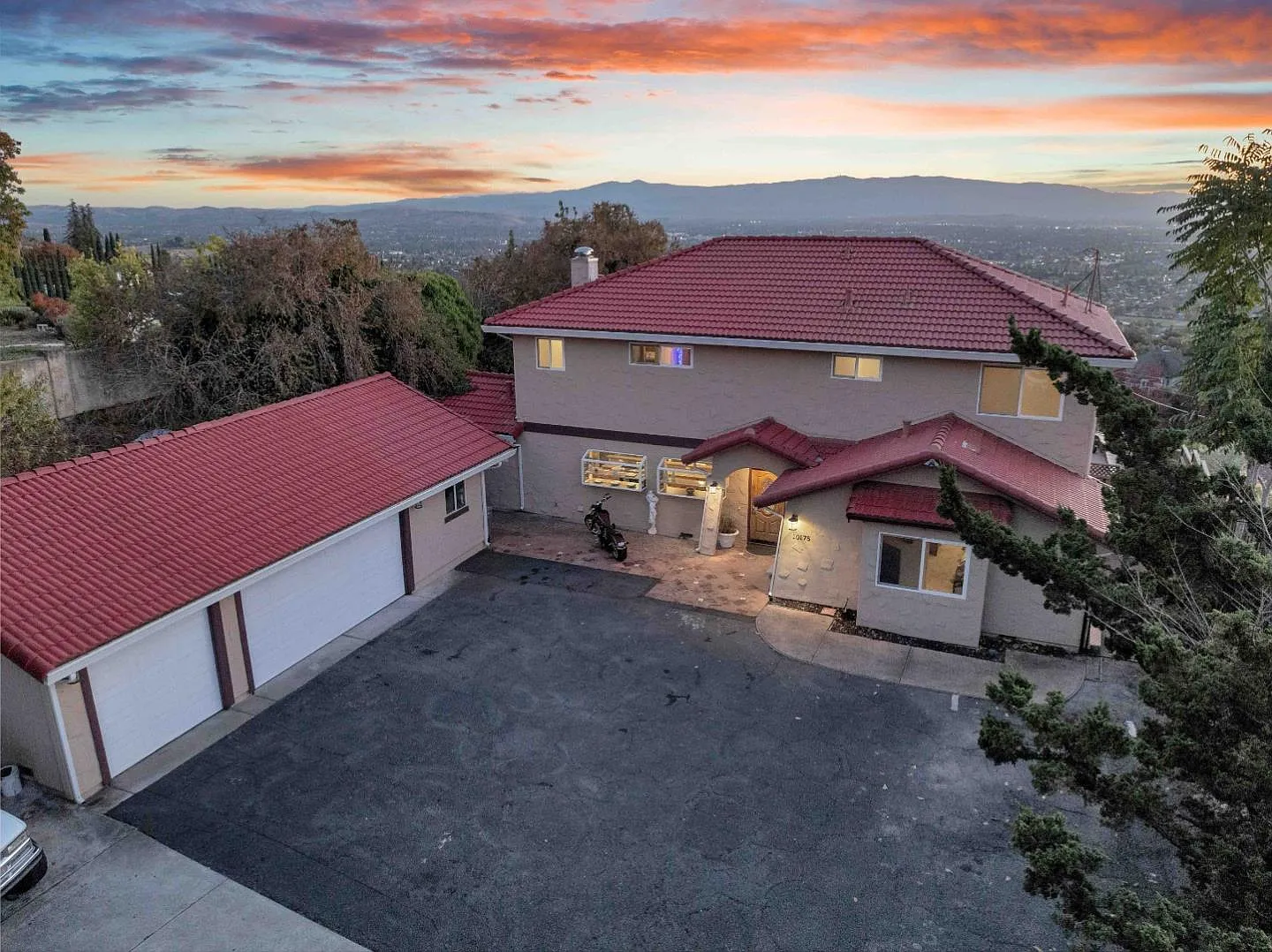 10175 Miguelito Rd photo 1