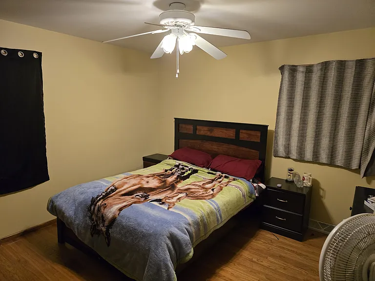 2332 Harvard Dr — Photo 3