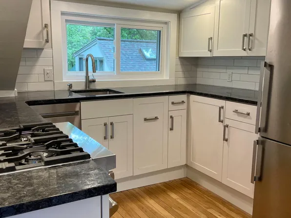 2156 Lansing St SE Unit 2, Grand Rapids, MI 49506