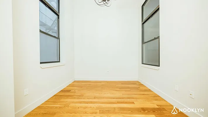 Rented by Nooklyn NYC LLC | media 34