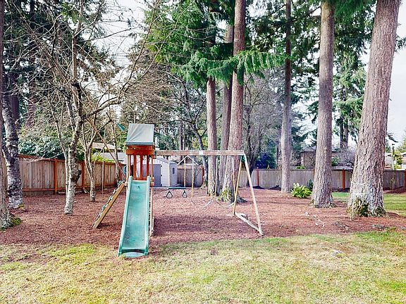 4th image of 16203 NE 113th Ct