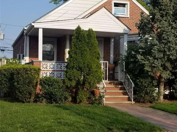 102 Locustwood Boulevard, Elmont, NY 11003