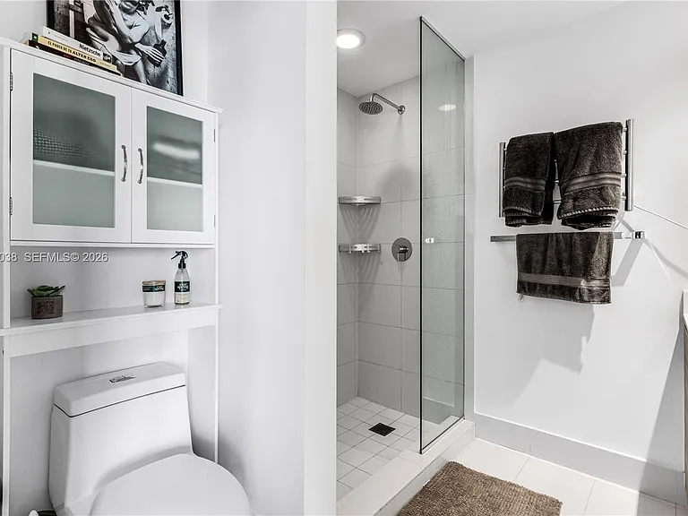 121 NE 34th St #2810 — Photo 15