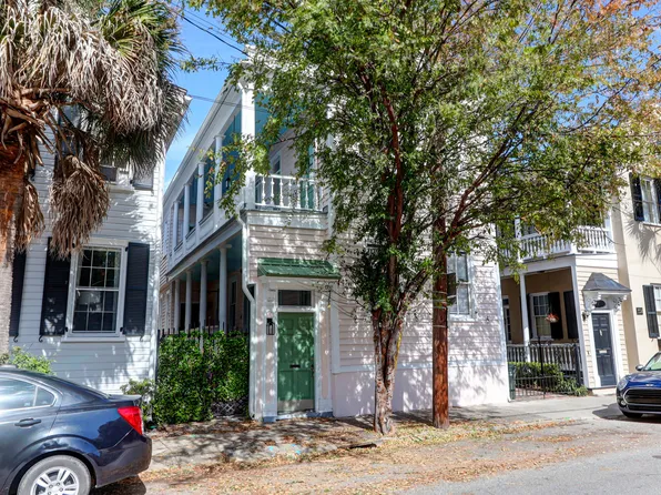 114 Queen St, Charleston, SC 29401