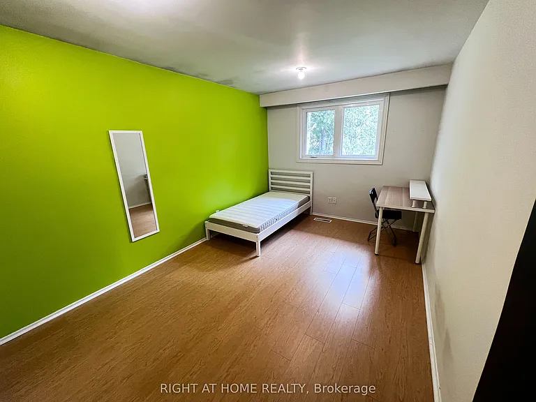 53 James Gray Dr #UPPER LEVEL — Photo 15