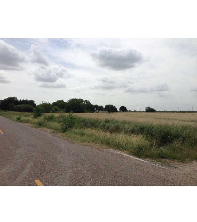 2nd image of 10606 N Fm 1015