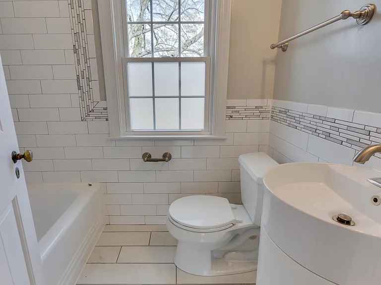 Upstairs bathroom