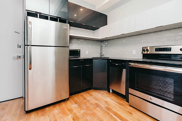 Rented by Nooklyn NYC LLC | media 17