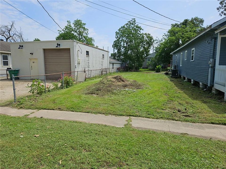 1st image of 707 Avenue A