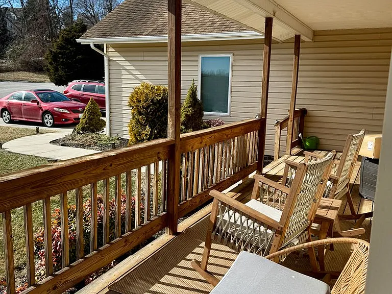 601 Leisure Ln — Photo 7