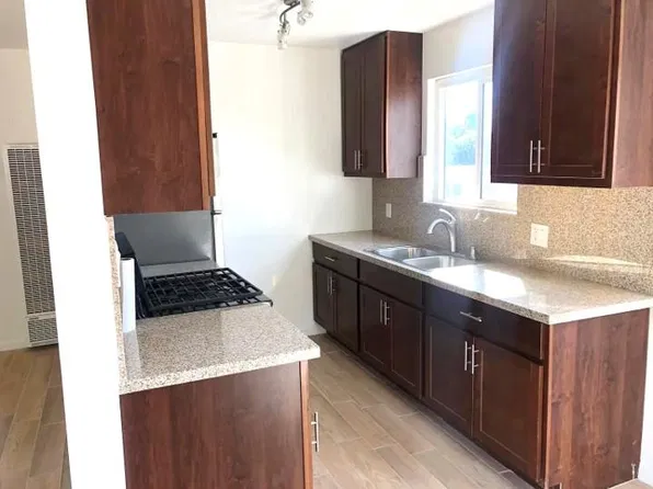 14151 Friar St APT 5, Van Nuys, CA 91401