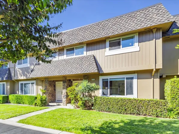 10028 Dove Oak Ct, Cupertino, CA 95014