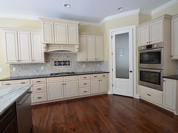 4th image of 13255 Mink Ln