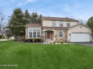 1395 Bristol Trail Rd, Lake Zurich, IL 60047