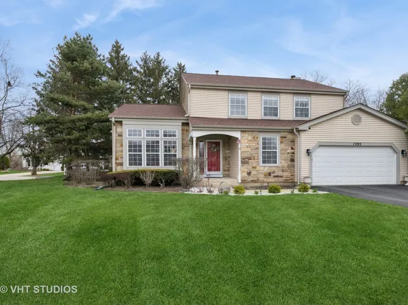 1395 Bristol Trail Rd, Lake Zurich, IL 60047