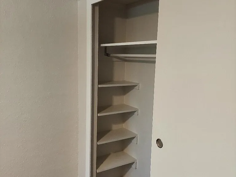 702 Miller St #4 — Photo 9