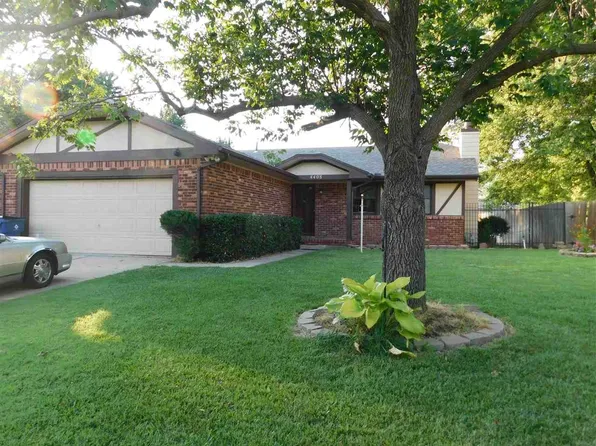 4408 E 27th St N, Wichita, KS 67220