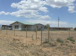 7 Rainbow Rd, Edgewood, NM 87015