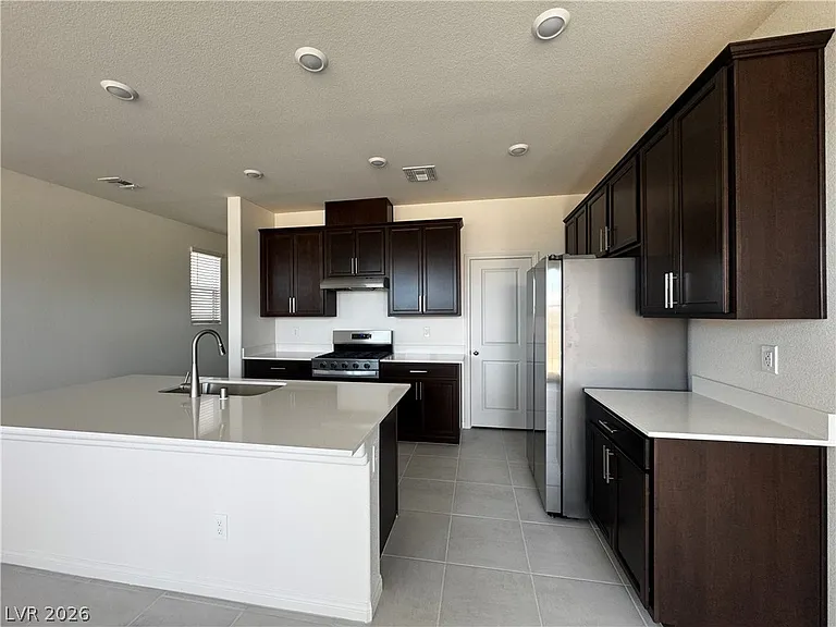9250 Innot Ave — Photo 8