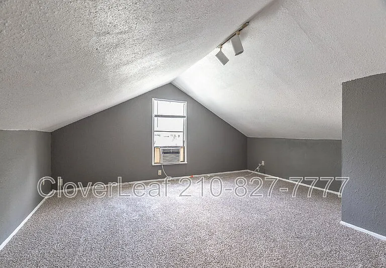 514 Curtiss St — Photo 14