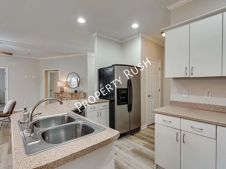 3806 Brock Rd — Photo 9
