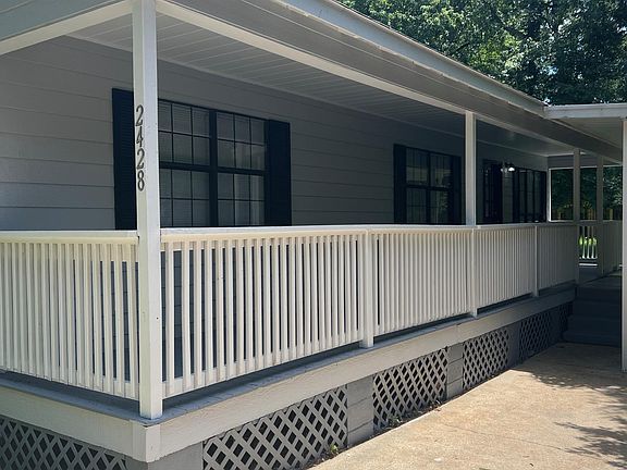 2nd image of 2428 Palmetto St