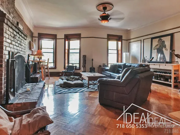 420 8th St, Brooklyn, NY 11215