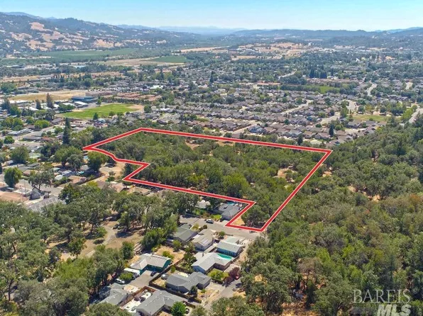 593 W 2nd Street, Cloverdale, CA 95425