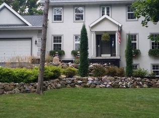 N7455 Grand View Dr, Whitewater, WI 53190