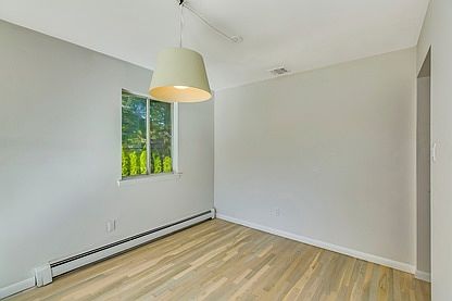 5th image of 51 Neptune Ave