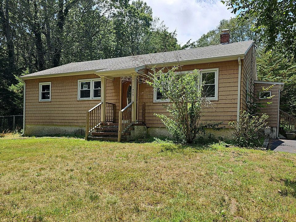 1975 Cox Neck Rd, Mattituck, NY 11952 Zillow