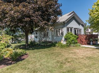 1401 13th Ave, Grafton, WI 53024