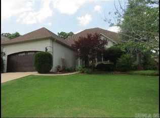 21 Commentry Dr, Little Rock, AR 72223