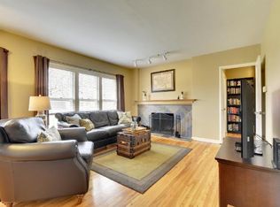 3135 Major Ave N, Golden Valley, MN 55422