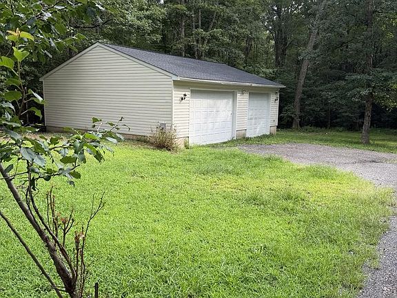 3rd image of 2535 Smith Point Rd