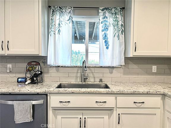 5th image of 13823 Wawona Rd