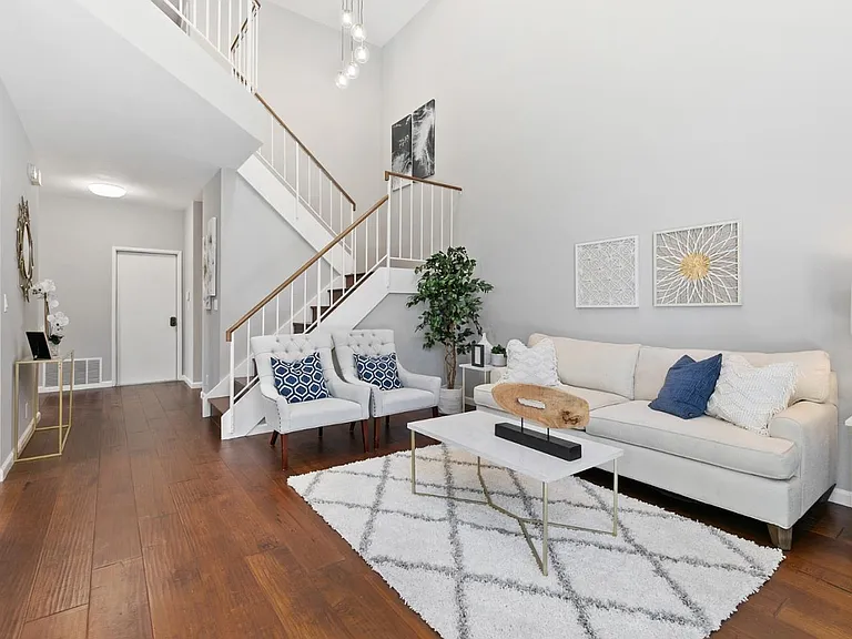 4880 Creekwood Dr — Photo 20