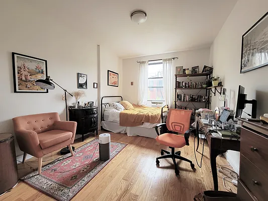 Rented by Compass | media 13