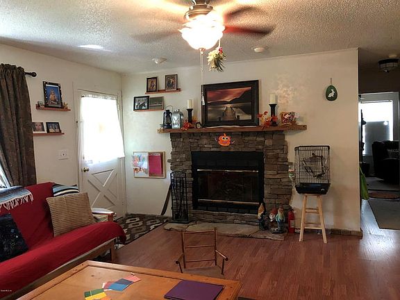4th image of 11185 NE 44th Ct