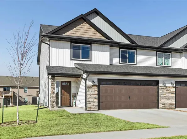 500 Elizabeth Ln, Tiffin, IA 52340