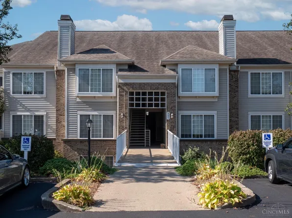 4271 Defender Dr Unit 106, Cincinnati, OH 45252