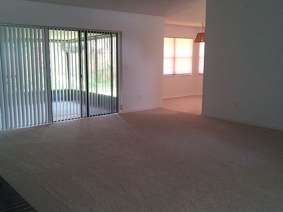 4th image of 1175 Trotwood Blvd