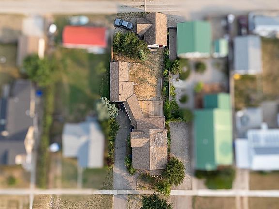 2nd image of 335 50th Ave W