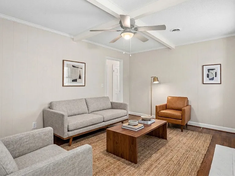 701 N Peace Haven Rd — Photo 12
