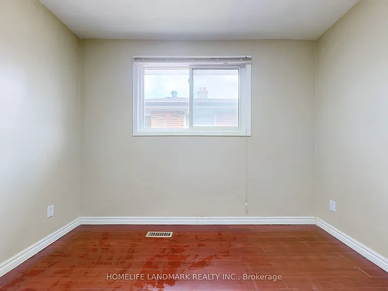 225 Pineway Blvd #UPPER — Photo 14